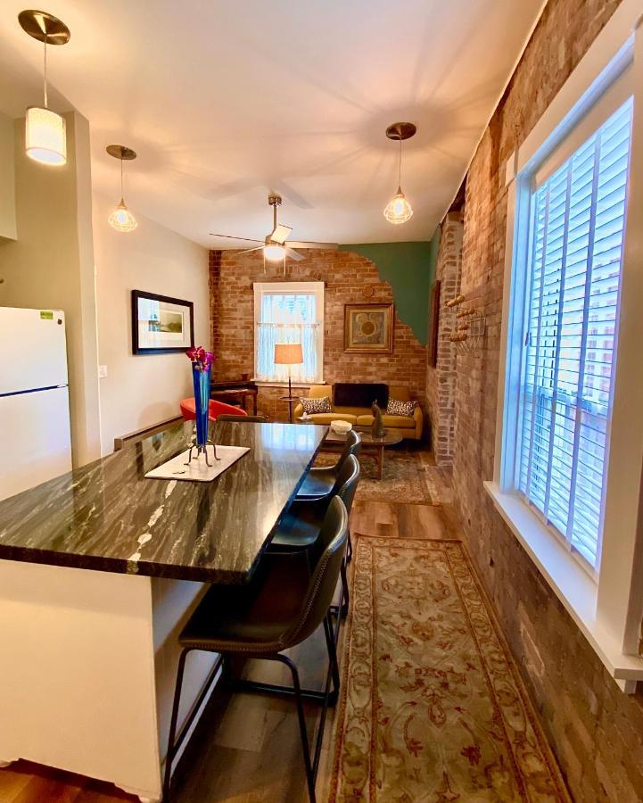 Bisbee Brownstone Suites Exterior photo